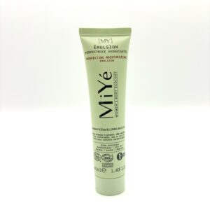 Emulsion perfectrice hydratante - MIYE